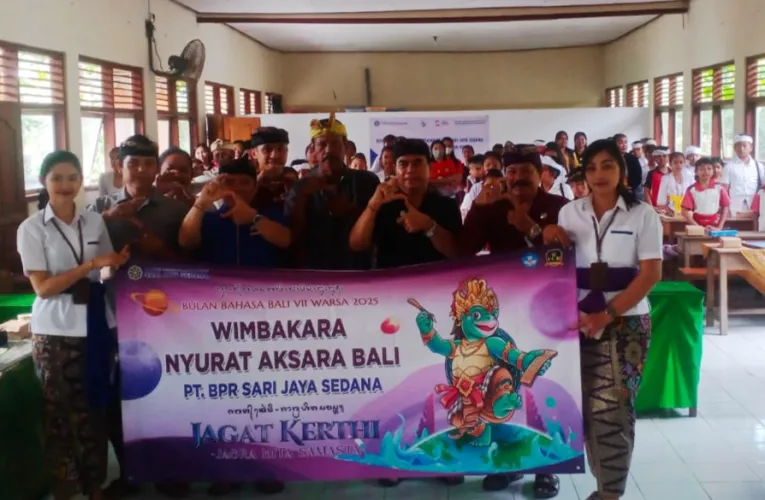 BPR Sari Jaya Sedana Rayakan Bulan Bahasa Bali VII dengan 